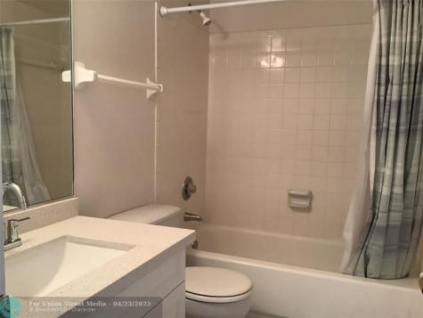 3581 NW 95th Terrace Sunrise FL 33351