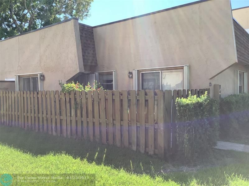 3581 NW 95th Terrace Sunrise FL 33351