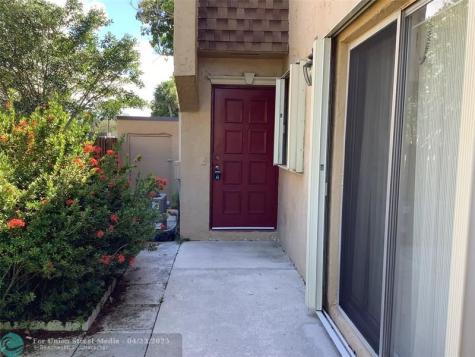 3581 NW 95th Terrace Sunrise FL 33351