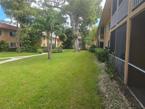 1940 NE 2nd Avenue Wilton Manors FL 33305