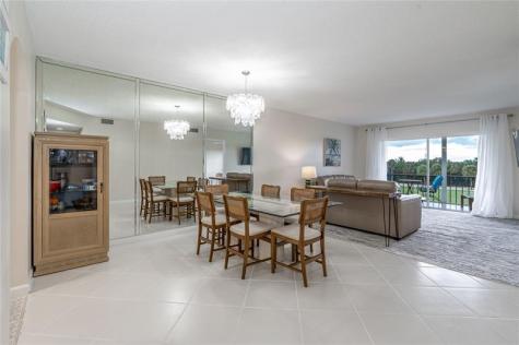 9411 N Hollybrook Lake Drive Pembroke Pines FL 33025