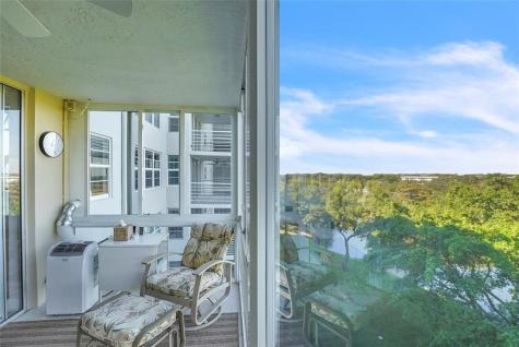 4015 W Palm Aire Drive Pompano Beach FL 33069