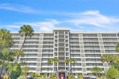4015 W Palm Aire Drive Pompano Beach FL 33069