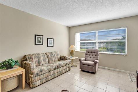4700 NW 35th Street Lauderdale Lakes FL 33319