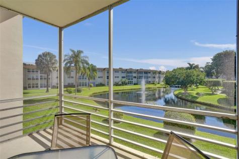 4700 NW 35th Street Lauderdale Lakes FL 33319