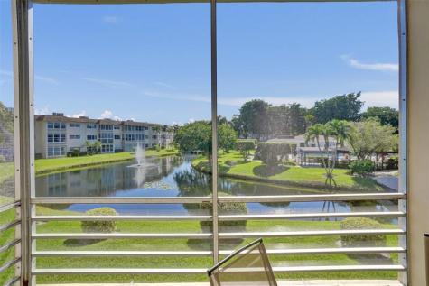 4700 NW 35th Street Lauderdale Lakes FL 33319