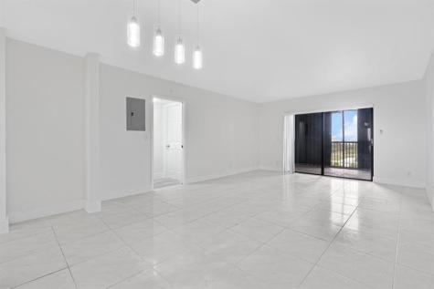 2200 S Cypress Bend Drive Pompano Beach FL 33069