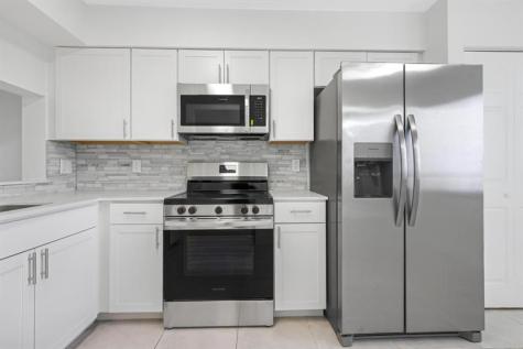 2200 S Cypress Bend Drive Pompano Beach FL 33069