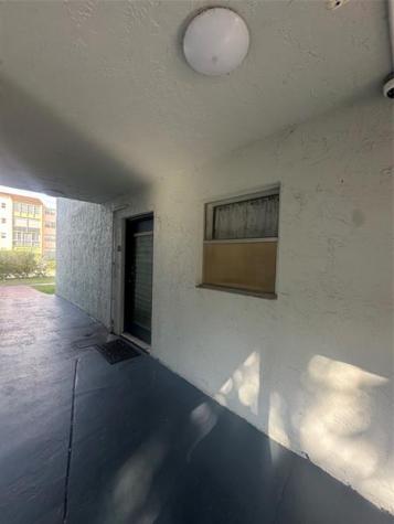 2800 Somerset Drive Lauderdale Lakes FL 33311