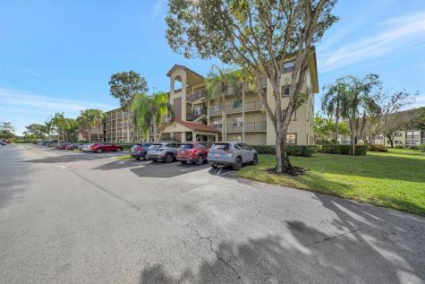 13000 SW 15th Court Pembroke Pines FL 33027