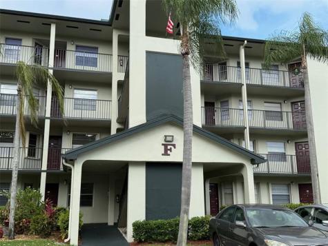 1300 SW 130th Avenue Pembroke Pines FL 33027