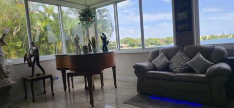 Miami FL 33179