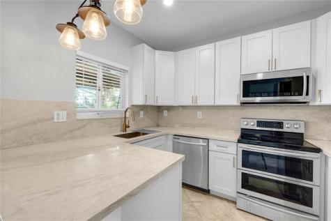 8464 Lagos De Campo Boulevard Tamarac FL 33321