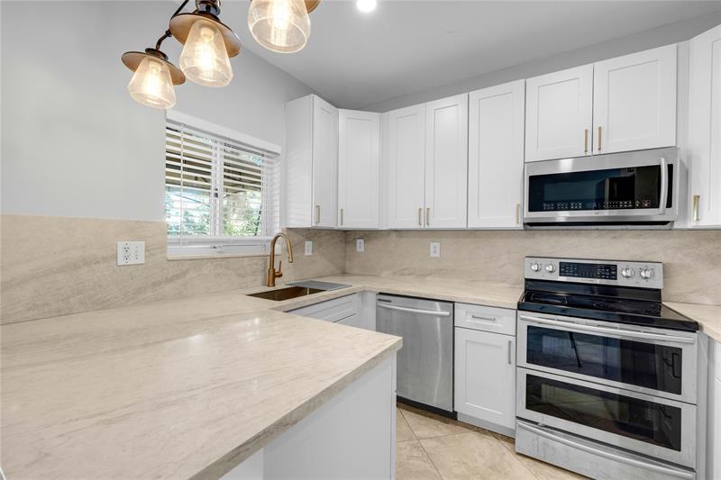 8464 Lagos De Campo Boulevard Tamarac FL 33321