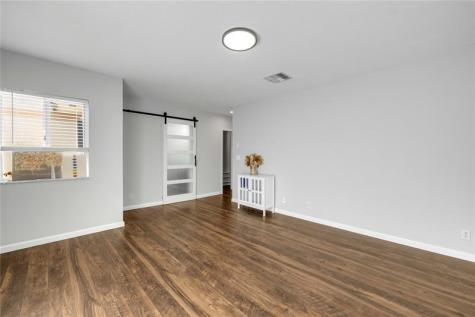 8464 Lagos De Campo Boulevard Tamarac FL 33321