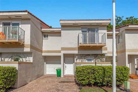 8464 Lagos De Campo Boulevard Tamarac FL 33321