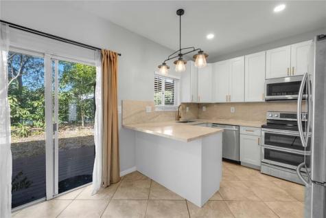 8464 Lagos De Campo Boulevard Tamarac FL 33321
