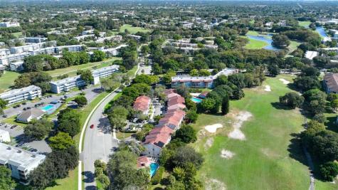 8464 Lagos De Campo Boulevard Tamarac FL 33321