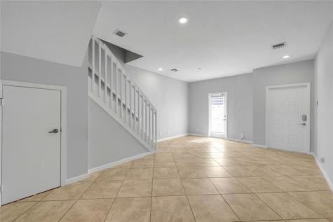 8464 Lagos De Campo Boulevard Tamarac FL 33321