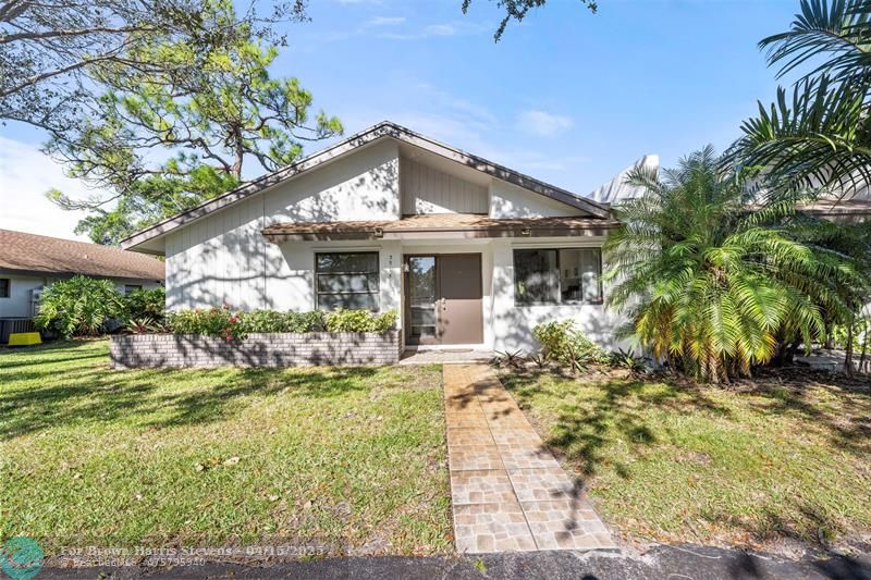 3915 Arelia Drive N Delray Beach FL 33445