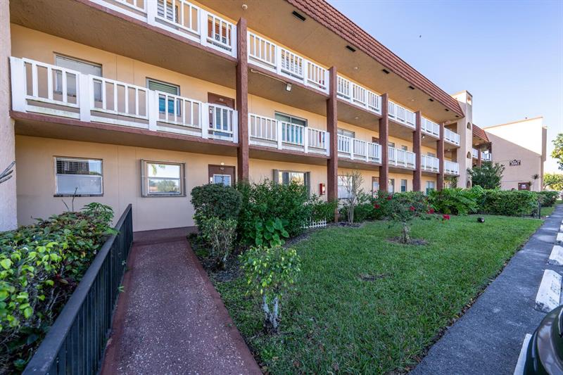 9281 Sunrise Lakes Boulevard Sunrise FL 33322