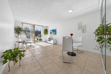 9281 Sunrise Lakes Boulevard Sunrise FL 33322
