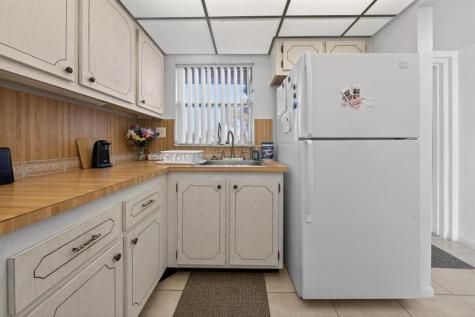 9281 Sunrise Lakes Boulevard Sunrise FL 33322