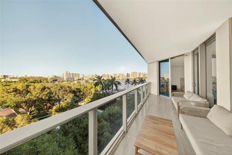 17301 Biscayne Boulevard Aventura FL 33160