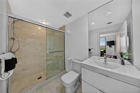 17301 Biscayne Boulevard Aventura FL 33160