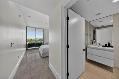17301 Biscayne Boulevard Aventura FL 33160
