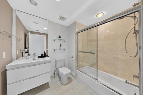 17301 Biscayne Boulevard Aventura FL 33160