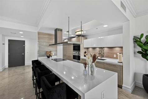 17301 Biscayne Boulevard Aventura FL 33160