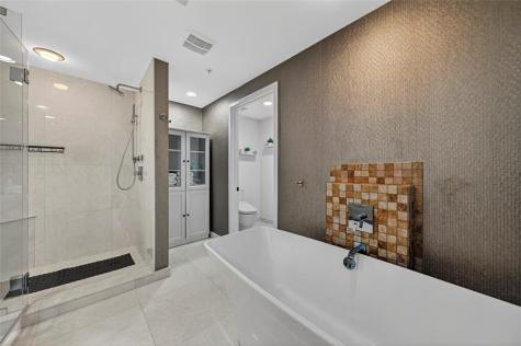 17301 Biscayne Boulevard Aventura FL 33160