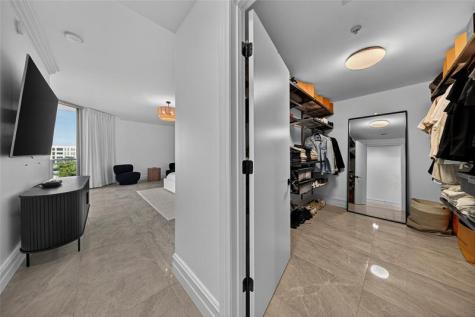 17301 Biscayne Boulevard Aventura FL 33160