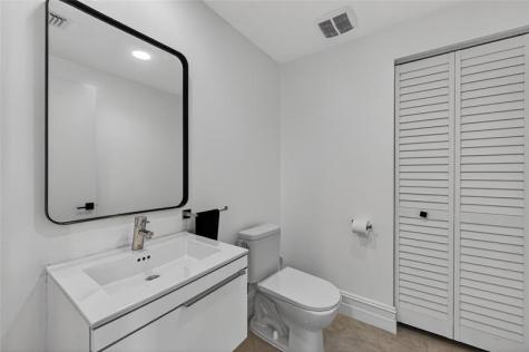 17301 Biscayne Boulevard Aventura FL 33160
