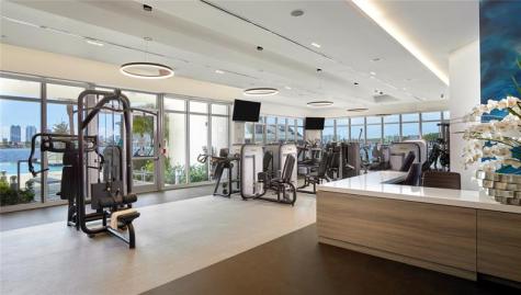 17301 Biscayne Boulevard Aventura FL 33160