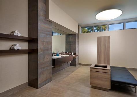 17301 Biscayne Boulevard Aventura FL 33160