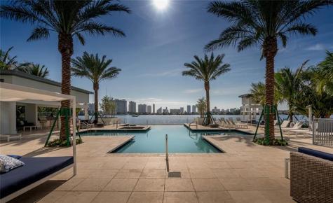 17301 Biscayne Boulevard Aventura FL 33160