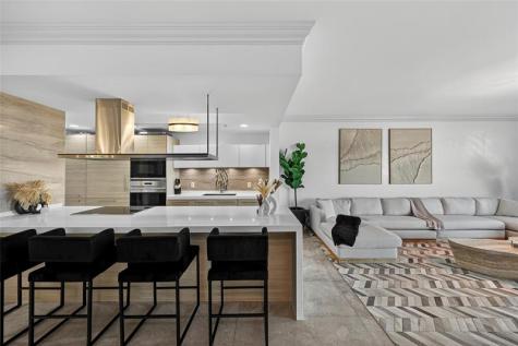 17301 Biscayne Boulevard Aventura FL 33160