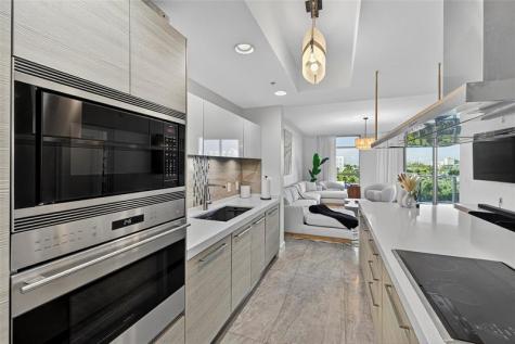 17301 Biscayne Boulevard Aventura FL 33160