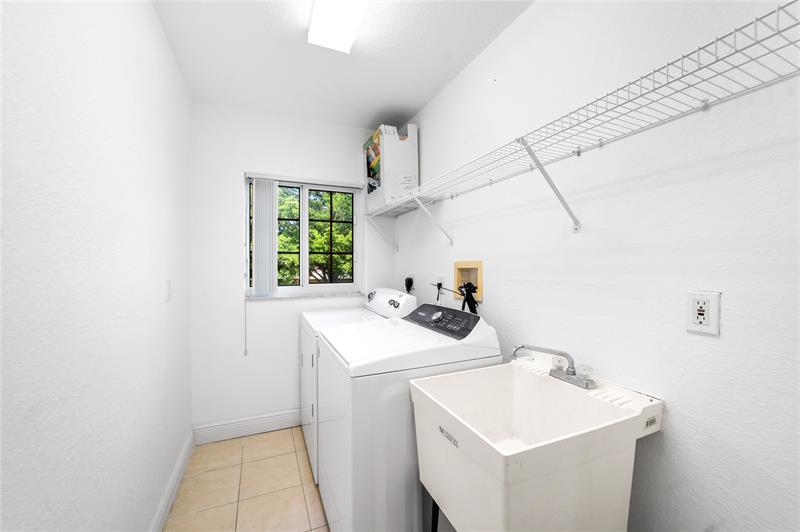 3458 NW 99th Way Coral Springs FL 33065