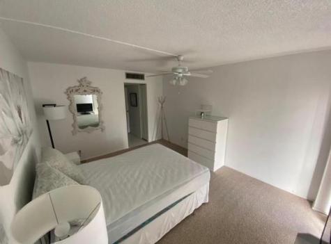 3301 N Country Club Drive Miami FL 33180