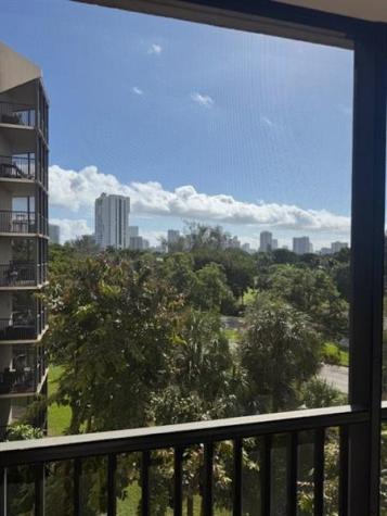 3301 N Country Club Drive Miami FL 33180