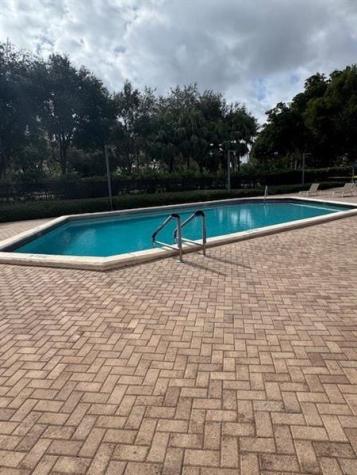 3301 N Country Club Drive Miami FL 33180