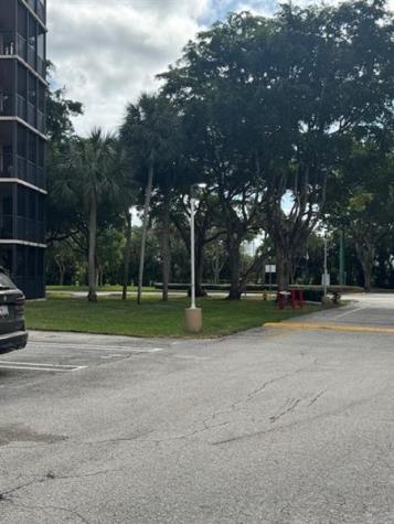 3301 N Country Club Drive Miami FL 33180