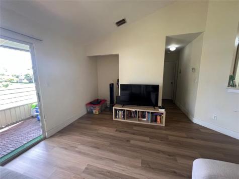 3421 NW 44th Street Lauderdale Lakes FL 33309