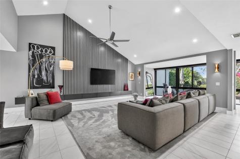 19480 Sawgrass Drive Boca Raton FL 33434