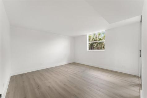 441 NE 195th Street Miami FL 33179