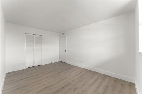 441 NE 195th Street Miami FL 33179