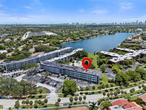 441 NE 195th Street Miami FL 33179